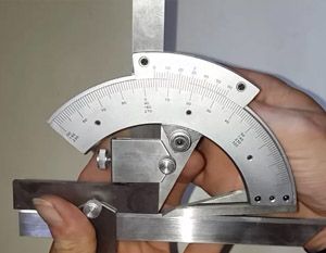 Контроль прямых углов при сборке корпусов