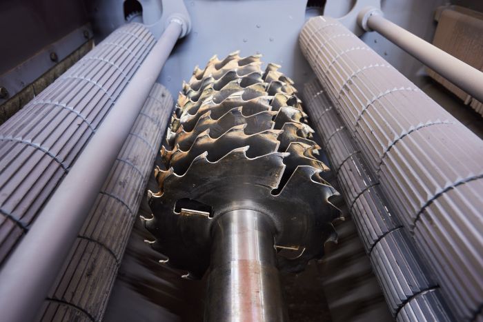 Многопильный одновальный кромкообрезной станок  «ТРИУМФ» М1000