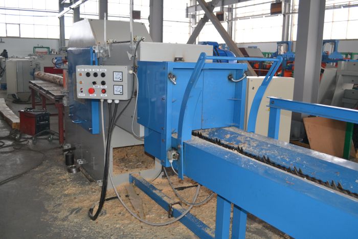 Станок для продольной распиловки бревен СБЦ-480