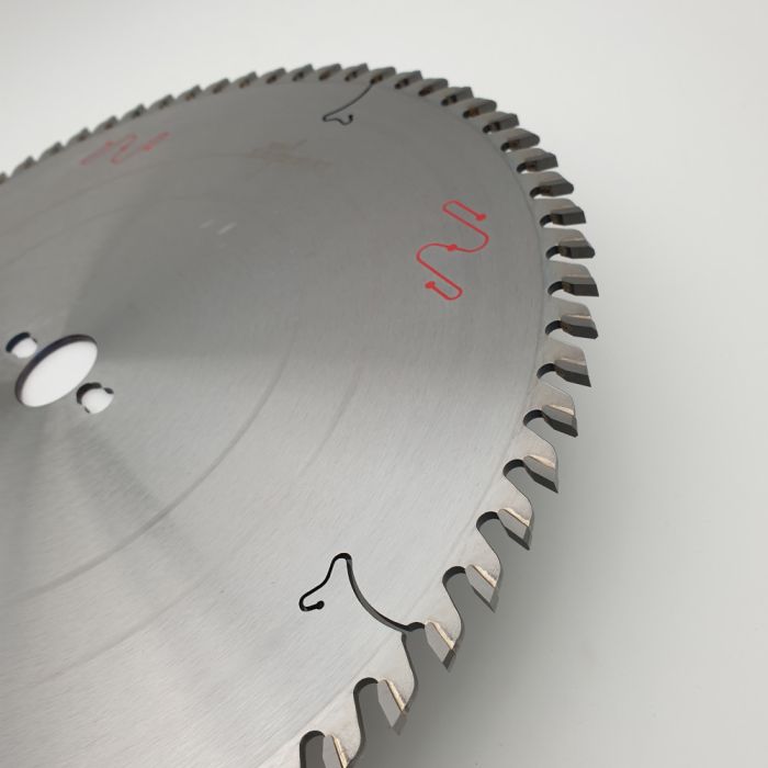 Пильный диск для раскроечных центров 360x4.4/3.2x65 Z72 RED SAMURAI