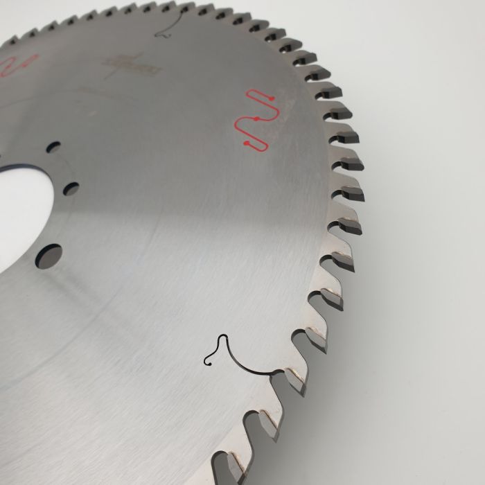 Пильный диск для раскроечных центров 380x4.4/3.2x80 Z72 RED SAMURAI