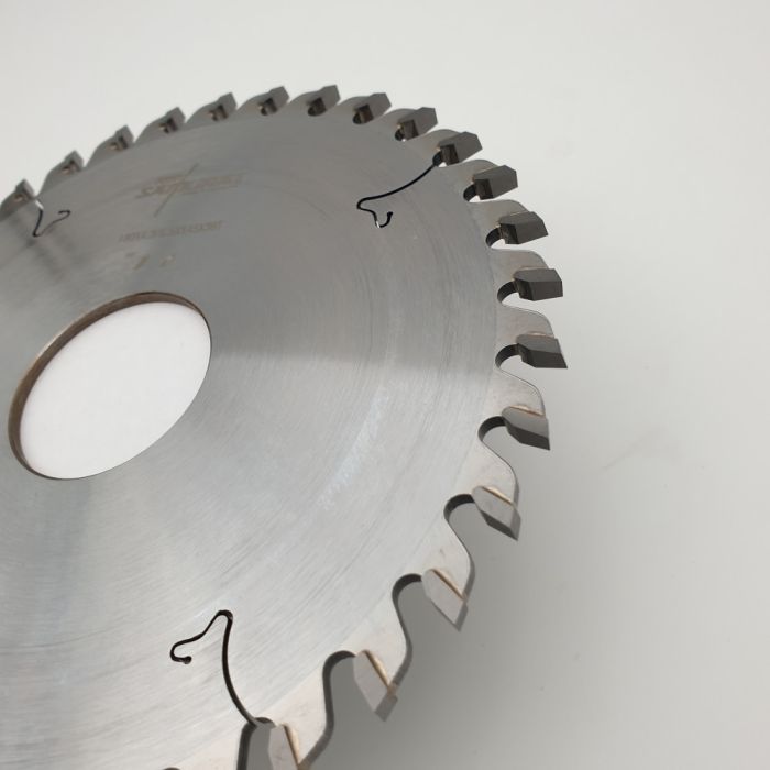 Пильный диск для раскроечных центров подрезной 180x4.3-5.5/3.2x50 Z36 RED SAMURAI