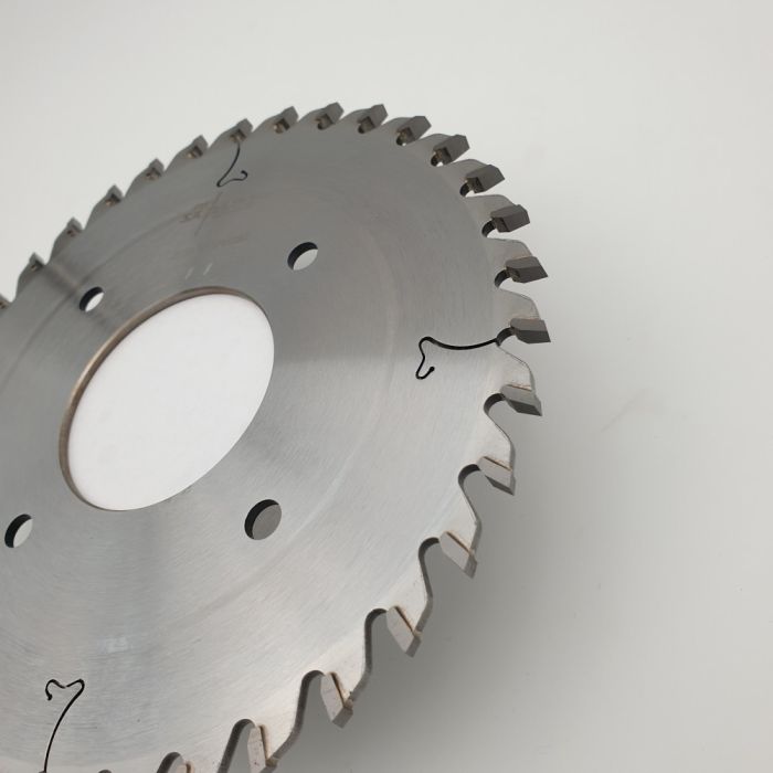 Пильный диск для раскроечных центров подрезной 200x4.3-5.5/3.2x65 Z36 RED SAMURAI