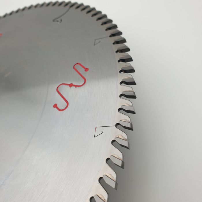 Пильный диск по алюминию 400х3.5/3.0х30 z120 TFZN RED SAMURAI