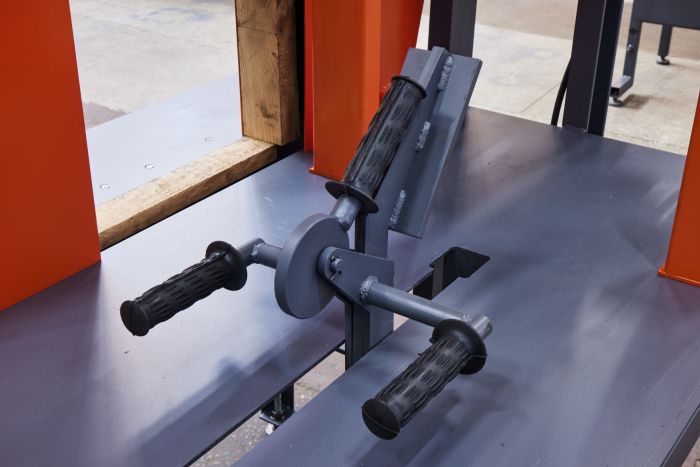 Торцовочный станок маятникого типа «ТРИУМФ» Т8